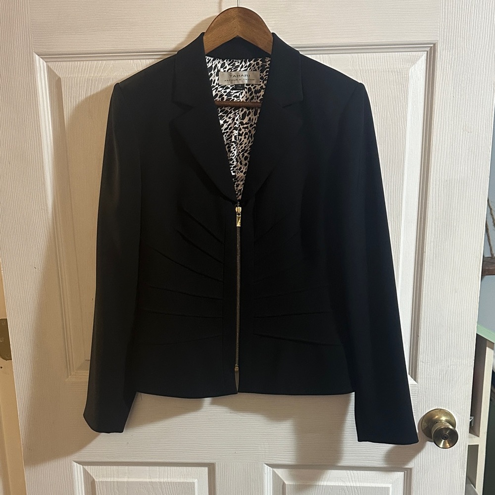 Tahari ASL Black Women's Blazer with skirt